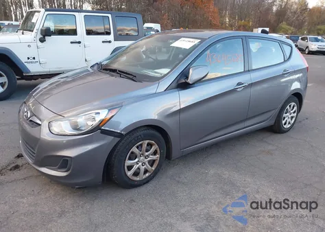 2014 Hyundai Accent Gs z USA, uszkodzony, nr VIN KMHCT5AE8EU197295